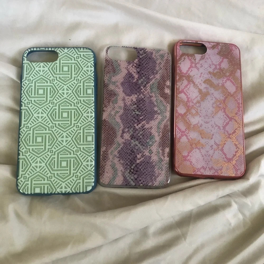 iPhone 7 plus bundle all brand new​